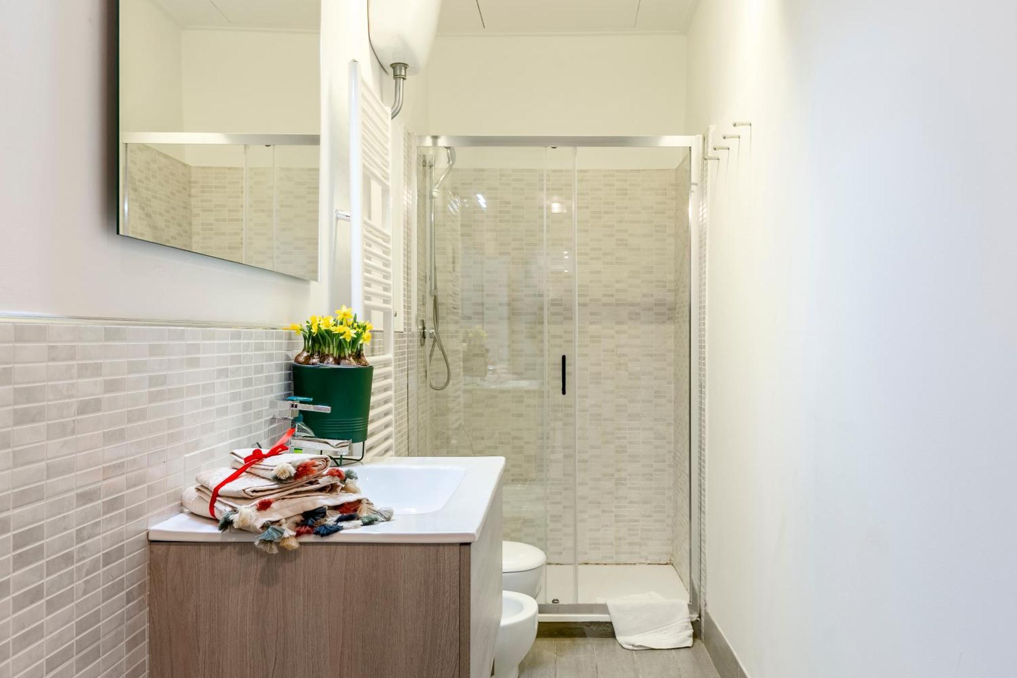 Historic Borgo Ognissanti, 8 Apartment Florenz