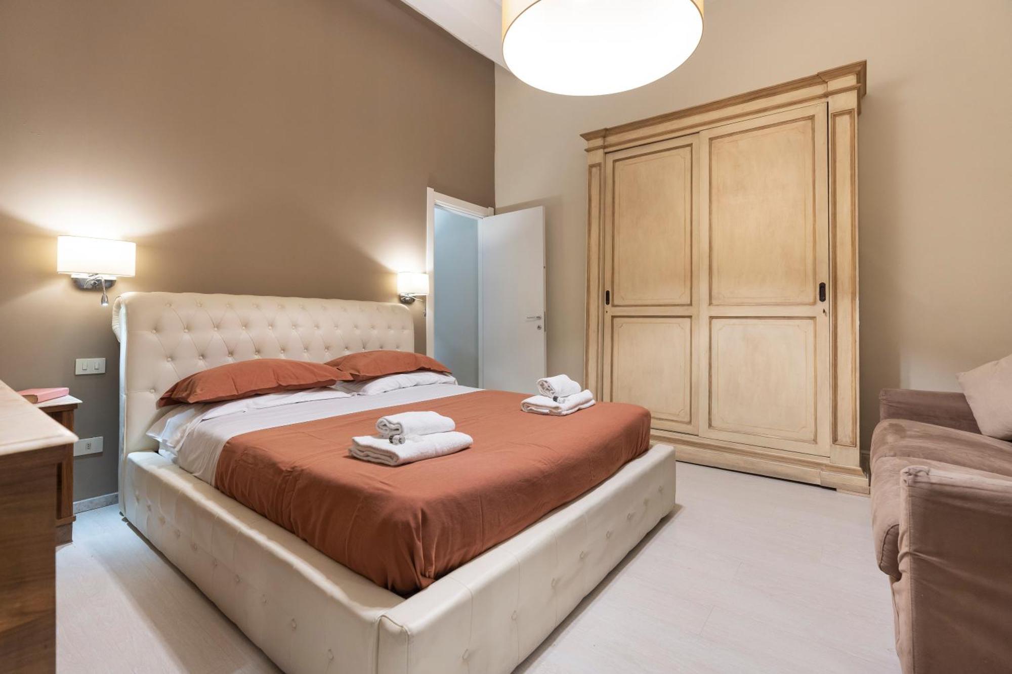 Historic Borgo Ognissanti, 8 Appartement *