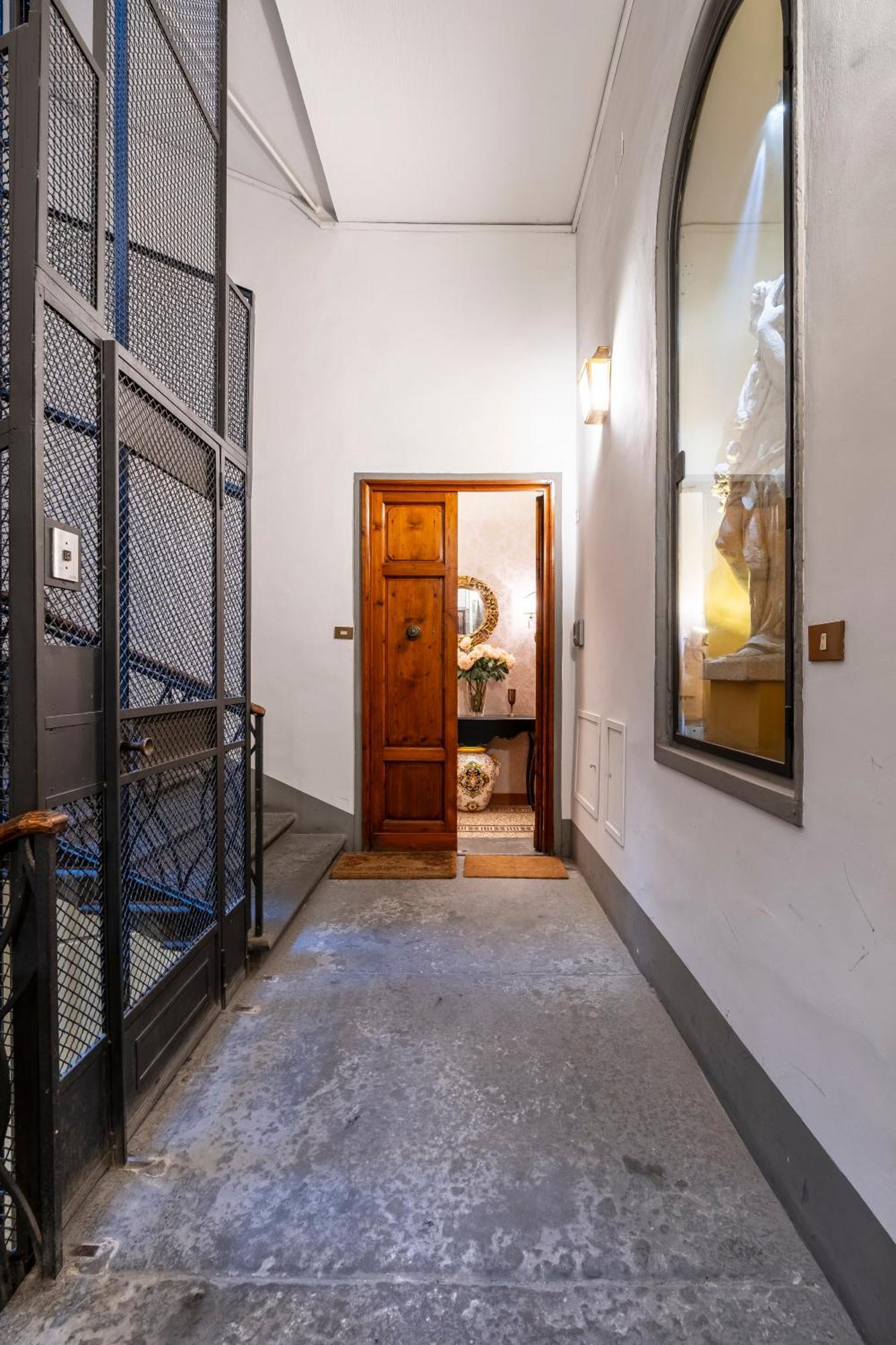Appartamento Historic Borgo Ognissanti, 8 *