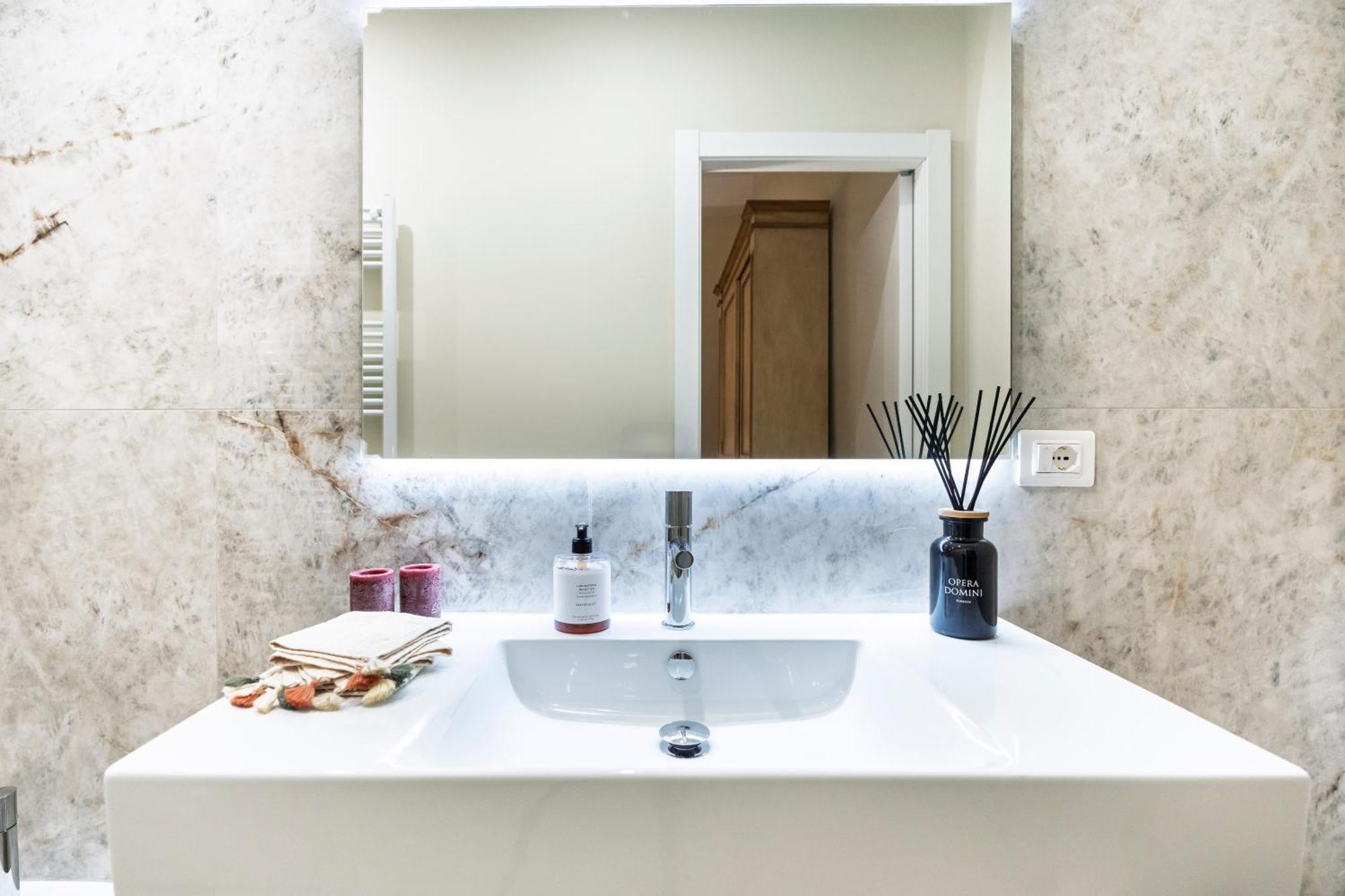 Historic Borgo Ognissanti, 8 * Firenze