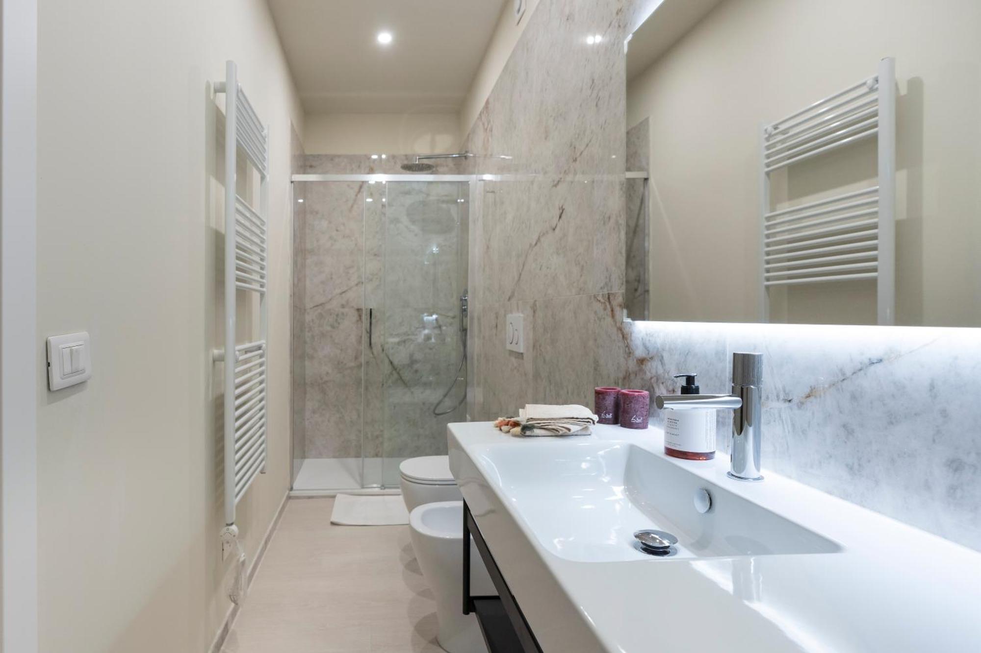 Historic Borgo Ognissanti, 8 Appartamento